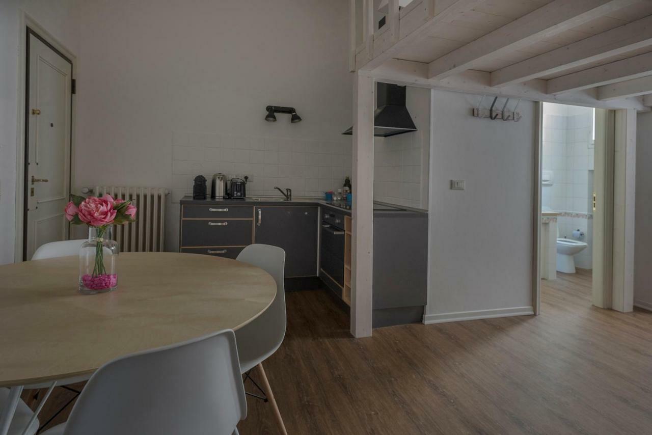 New Loft In The Heart Of Bologna 2 Appartement Buitenkant foto